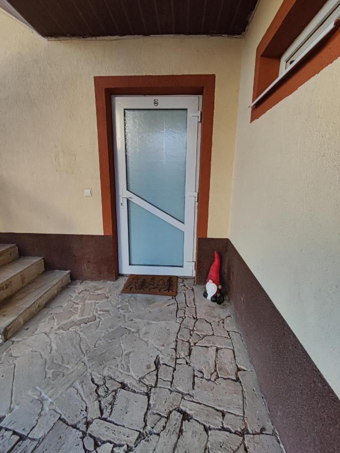 M K L Studio Alba Iulia Eksteriør bilde